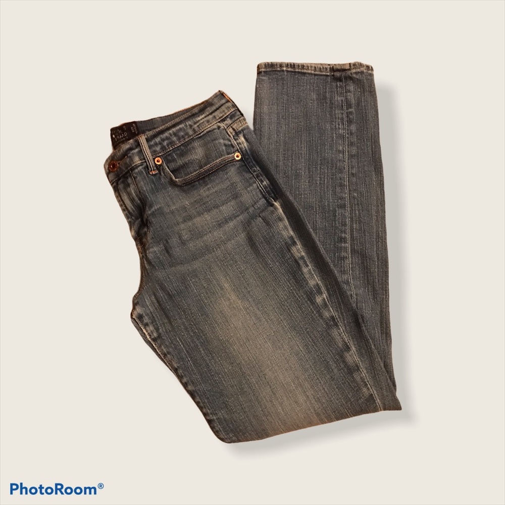 Lucky brand sweet and straight jeans
